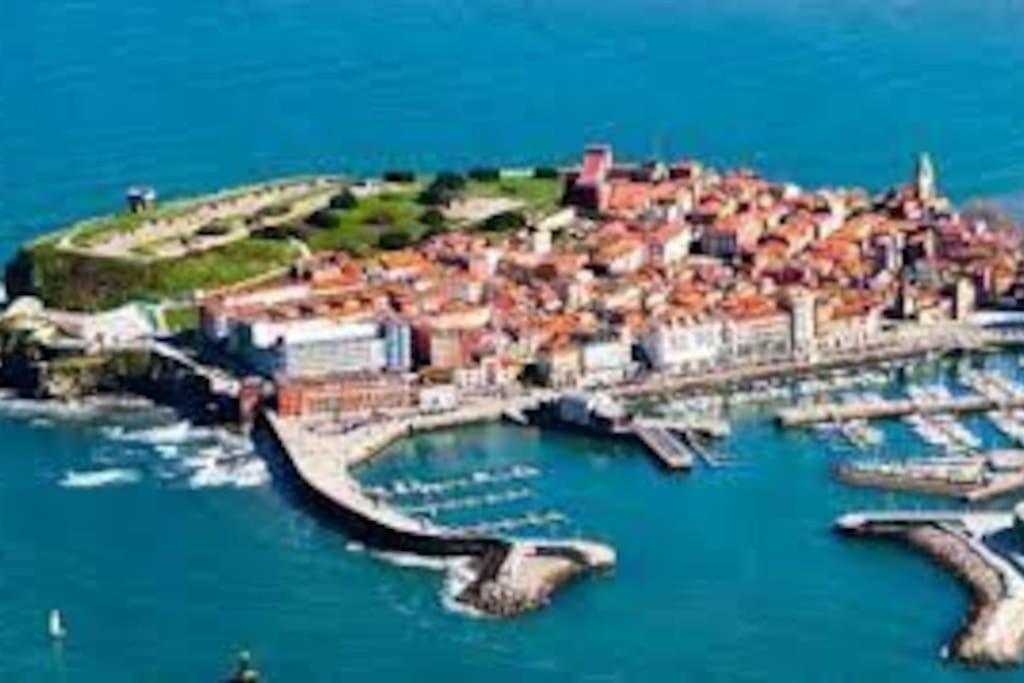 Espacioso 140 M2 Y Calidad A 250 Metros Playa Y Puerto Deportivo 5Hab 2 Banos Vut2917As Хихон Экстерьер фото